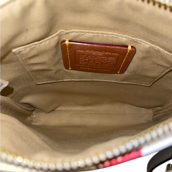 COACH MINI ROWAN FILE BAG WITH STRAWBERRY PRINT - Picture 10 of 12